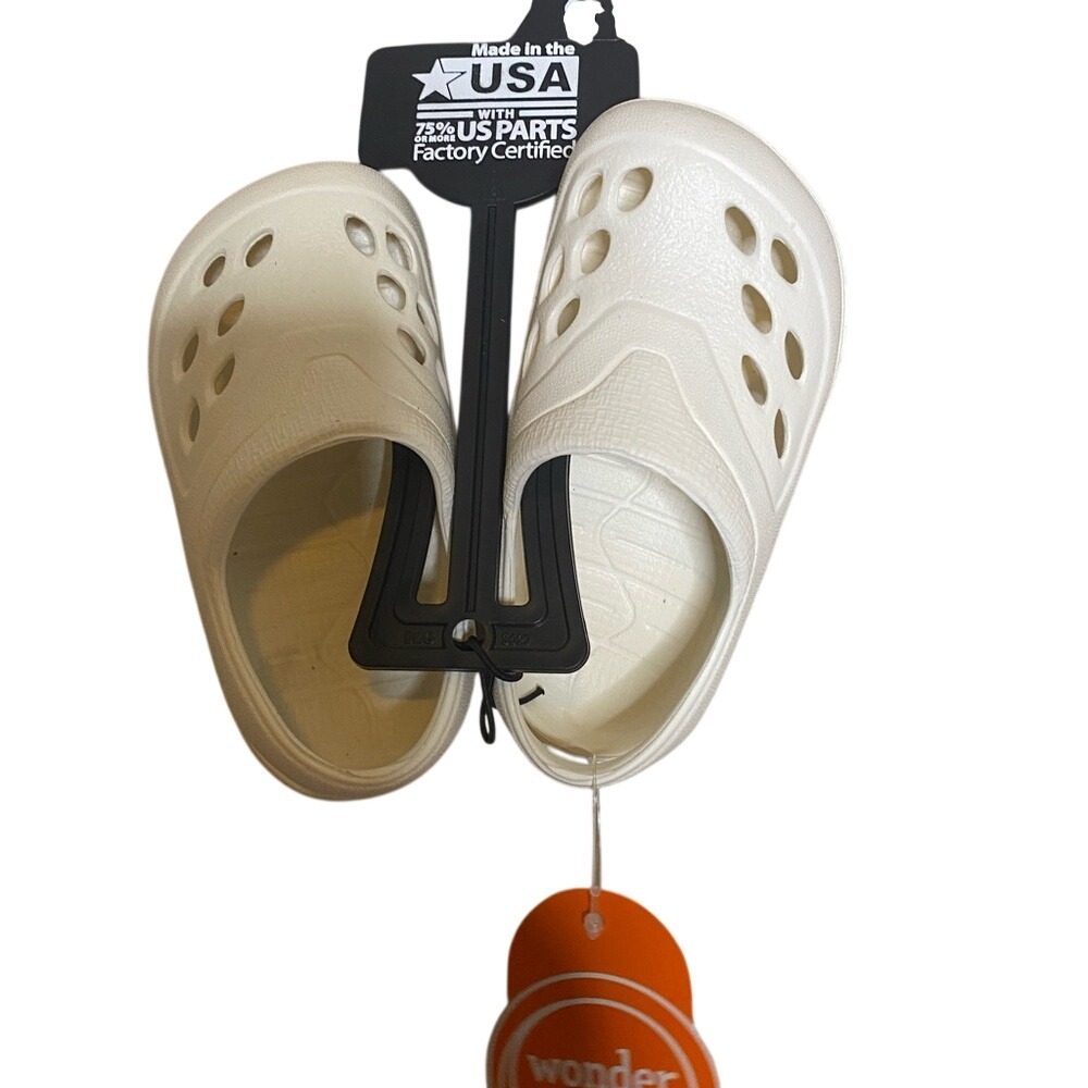 Wonder Nation‎ Toddler White Clogs Slip On Water Shoes Size 4 NWT USA Made